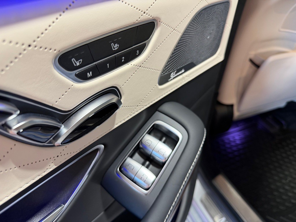 2015 Mercedes-Benz S-Class Image 35
