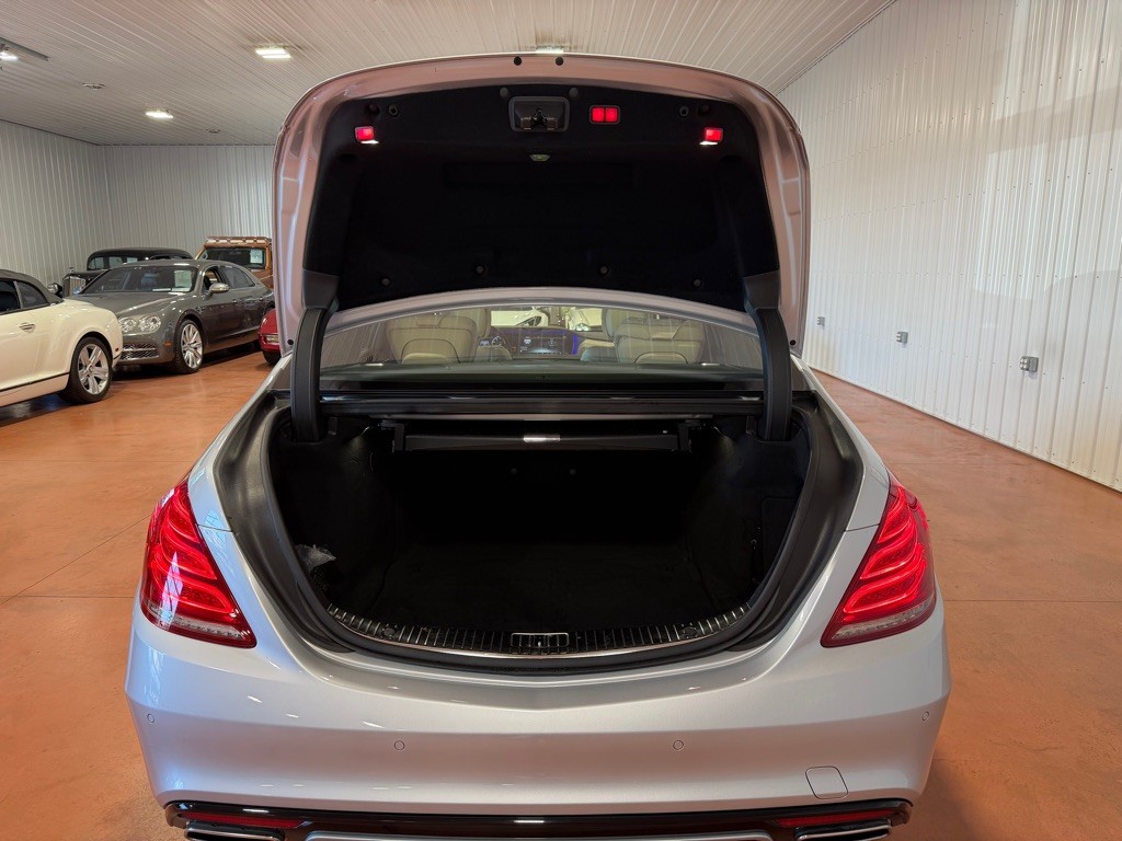 2015 Mercedes-Benz S-Class Image 38