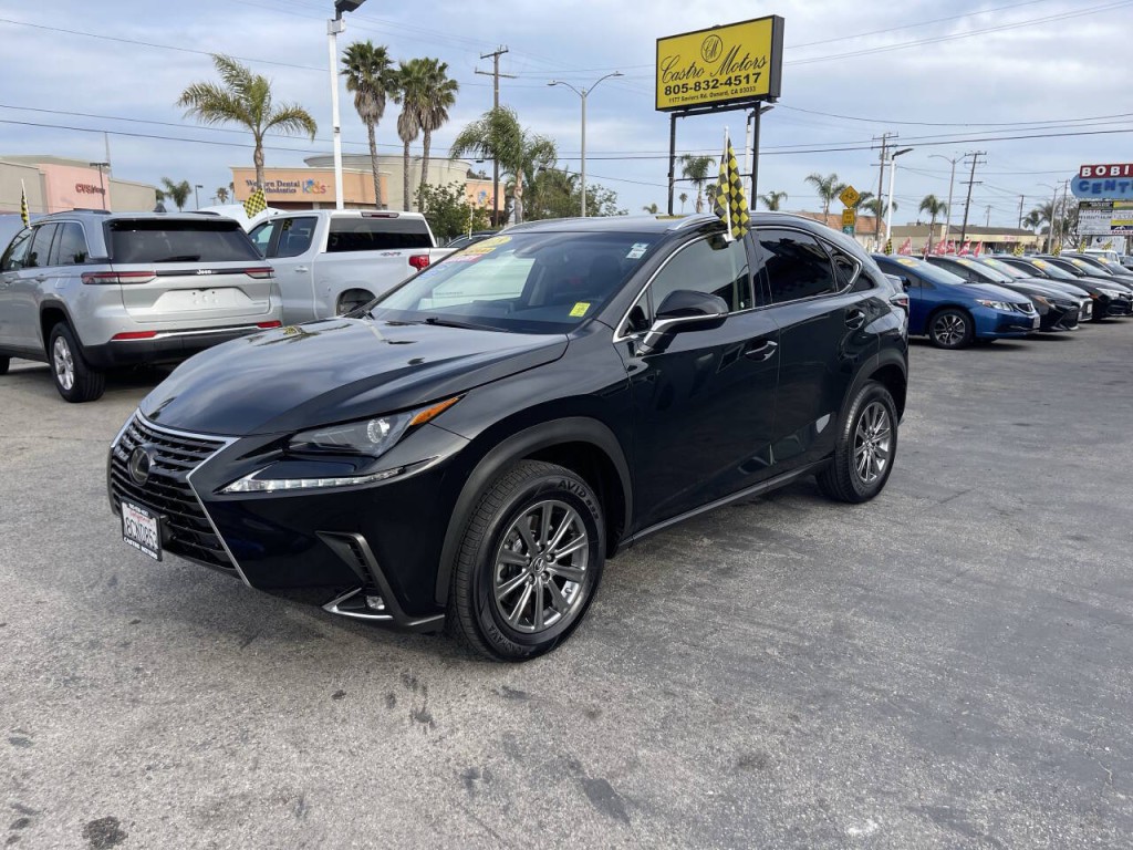 2018 Lexus NX 300 Image 1