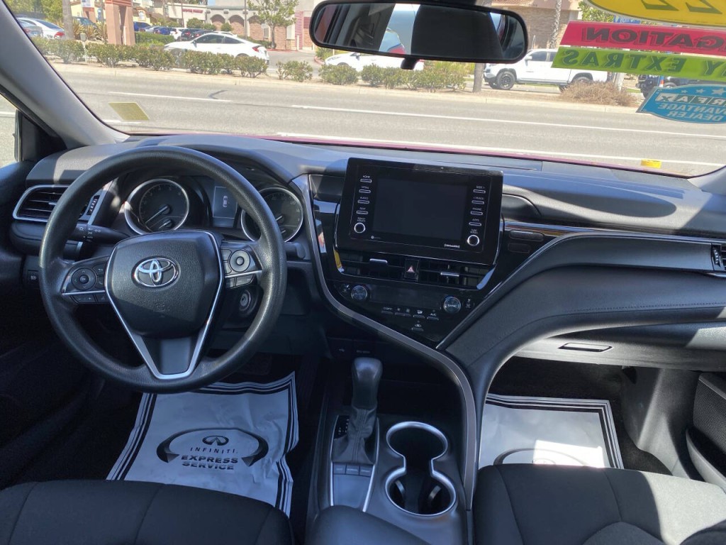 2022 Toyota Camry Image 2