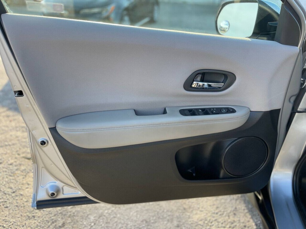 2017 Honda HR-V Image 12