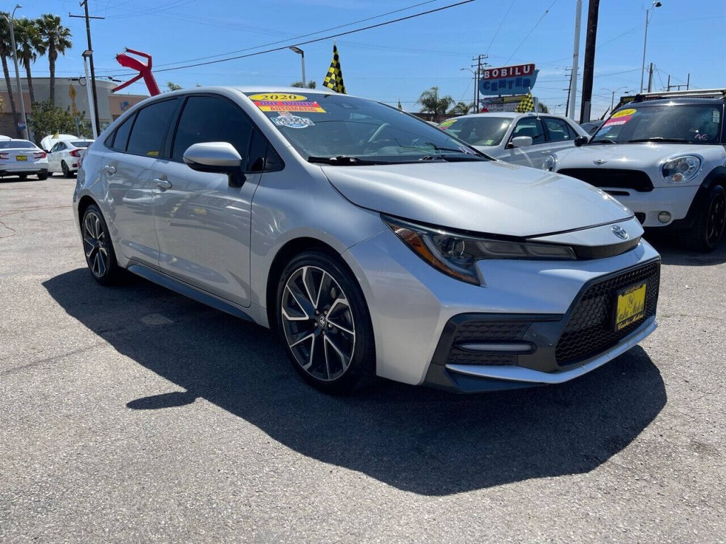 2020 Toyota Corolla Image 3
