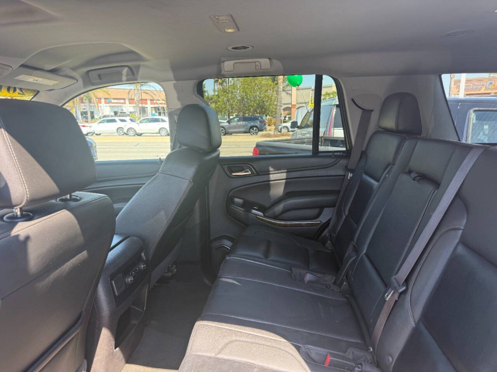2017 Chevrolet Tahoe Image 6
