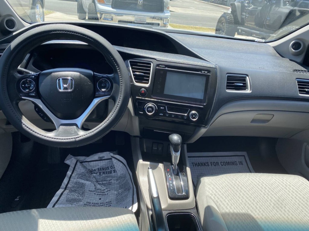 2015 Honda Civic Image 2