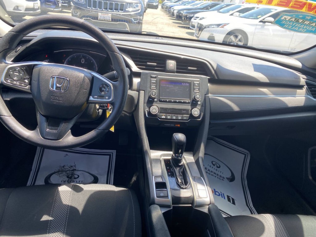 2019 Honda Civic Image 2