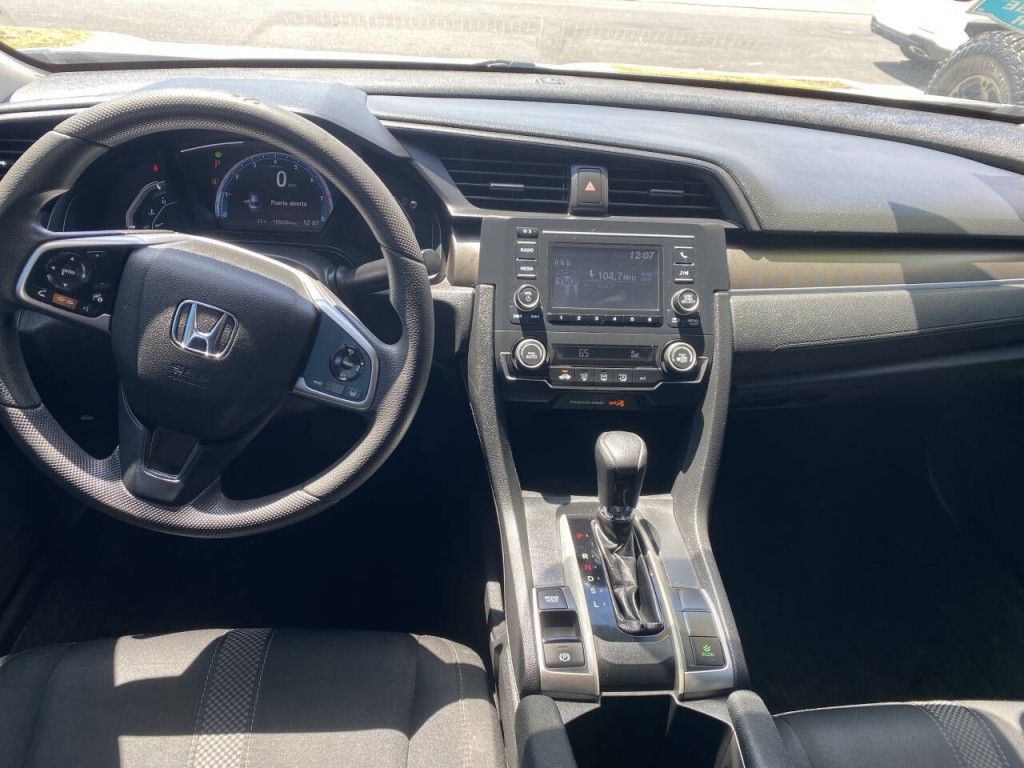 2019 Honda Civic Image 2