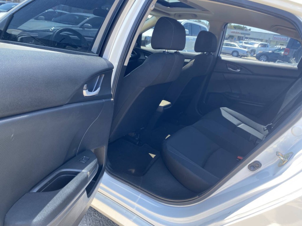 2017 Honda Civic Image 2