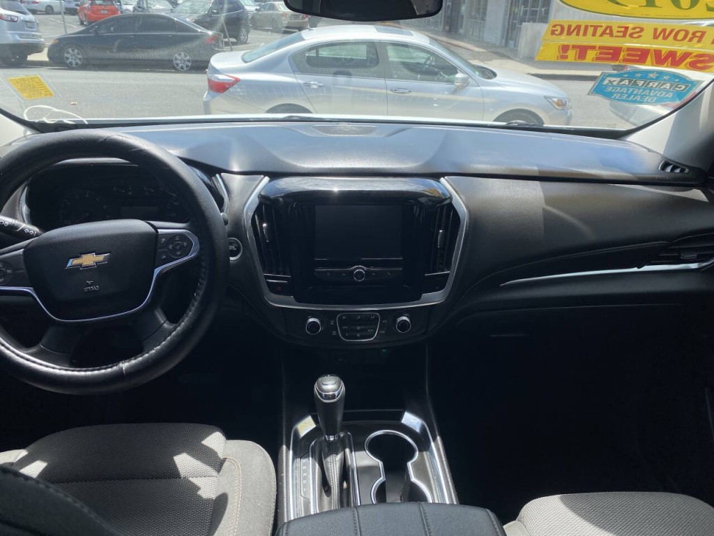2019 Chevrolet Traverse Image 3