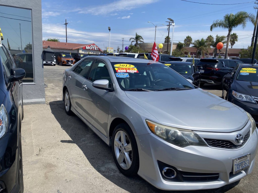 2013 Toyota Camry Image 7