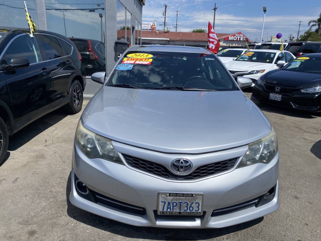 2013 Toyota Camry Image 9