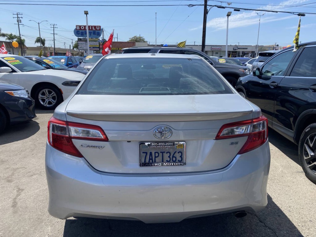 2013 Toyota Camry Image 11