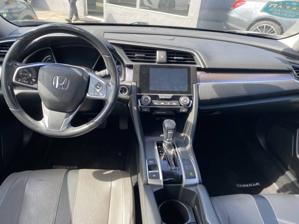 2016 Honda Civic Image 2