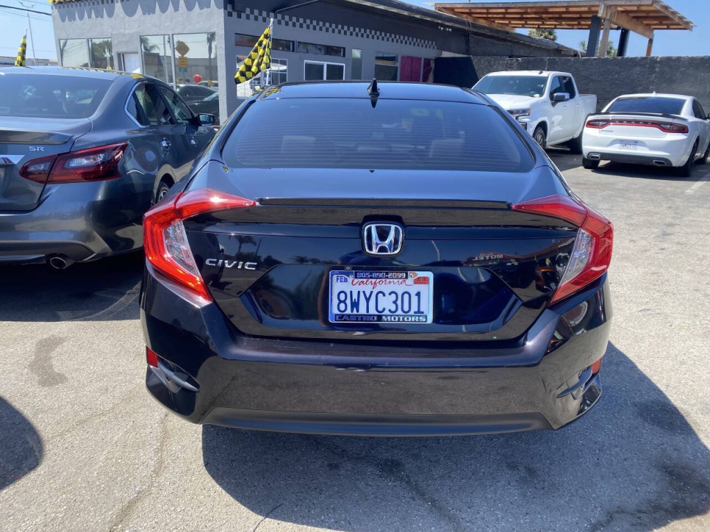 2016 Honda Civic Image 8