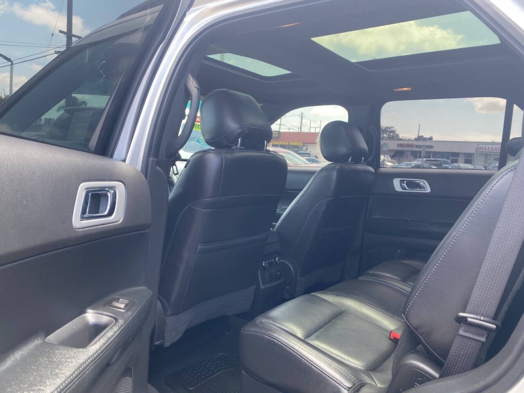 2014 Ford Explorer Image 7