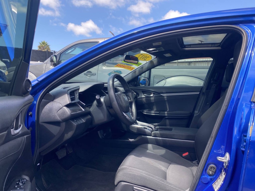 2017 Honda Civic Image 5