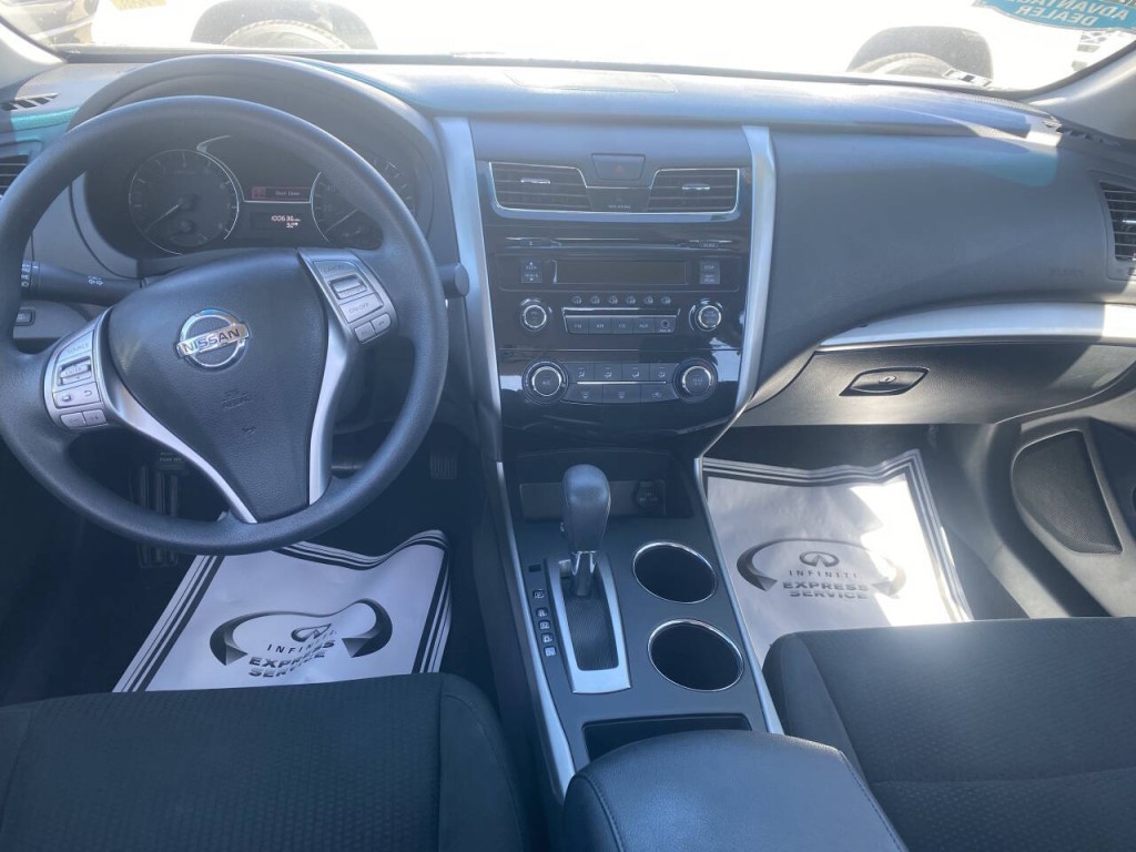 2015 Nissan Altima Image 3