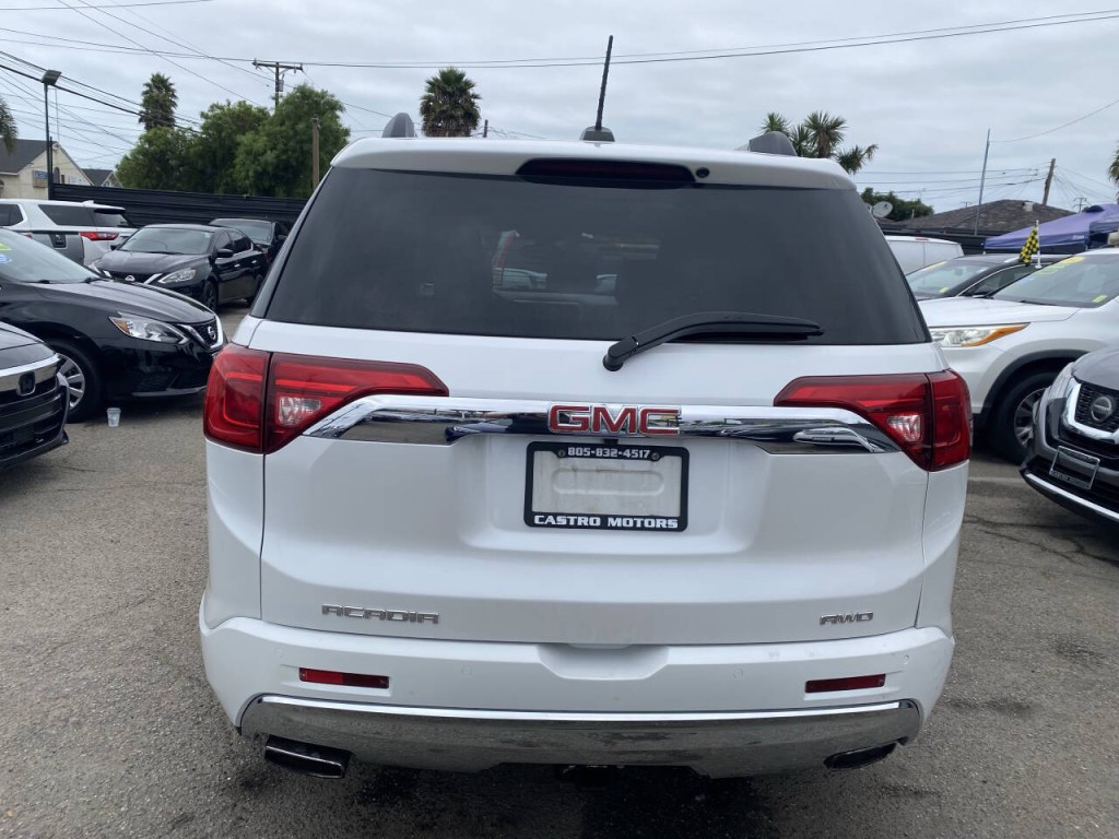 2019 GMC Acadia Image 7