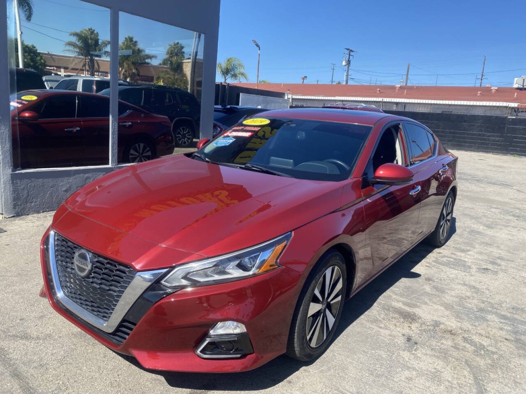 2019 Nissan Altima Image 1