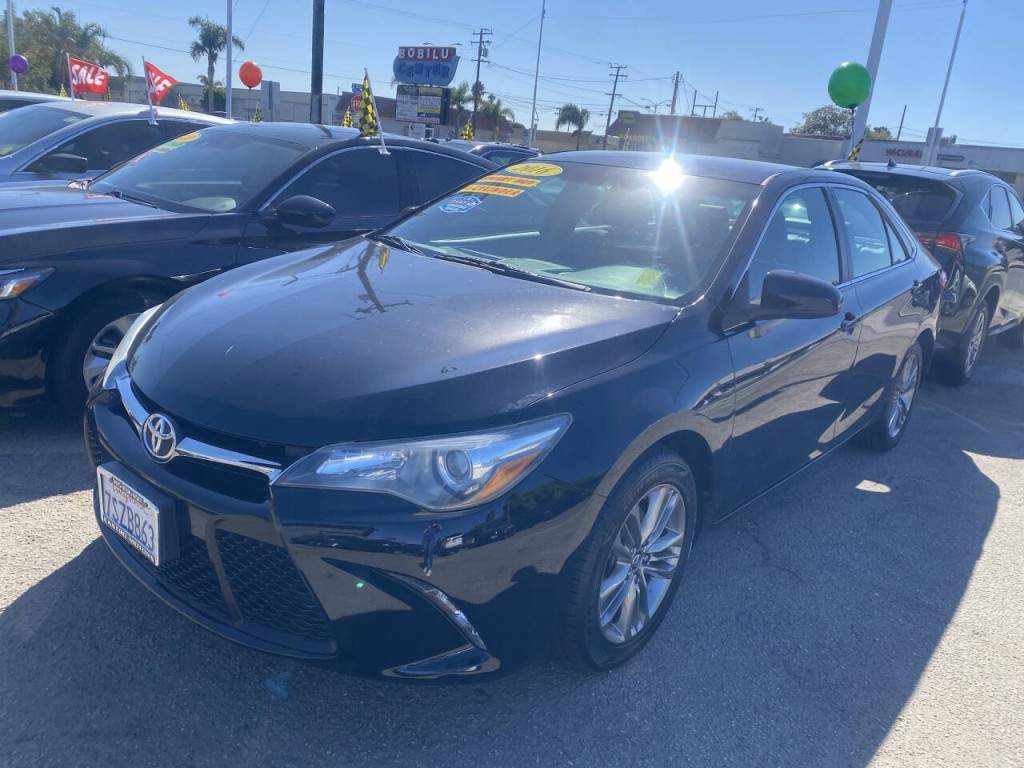 2016 Toyota Camry Image 5