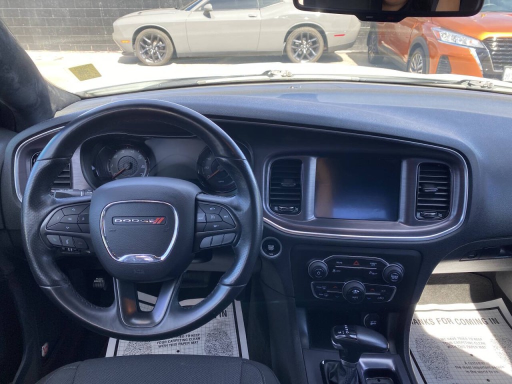 2018 Dodge Charger Image 2