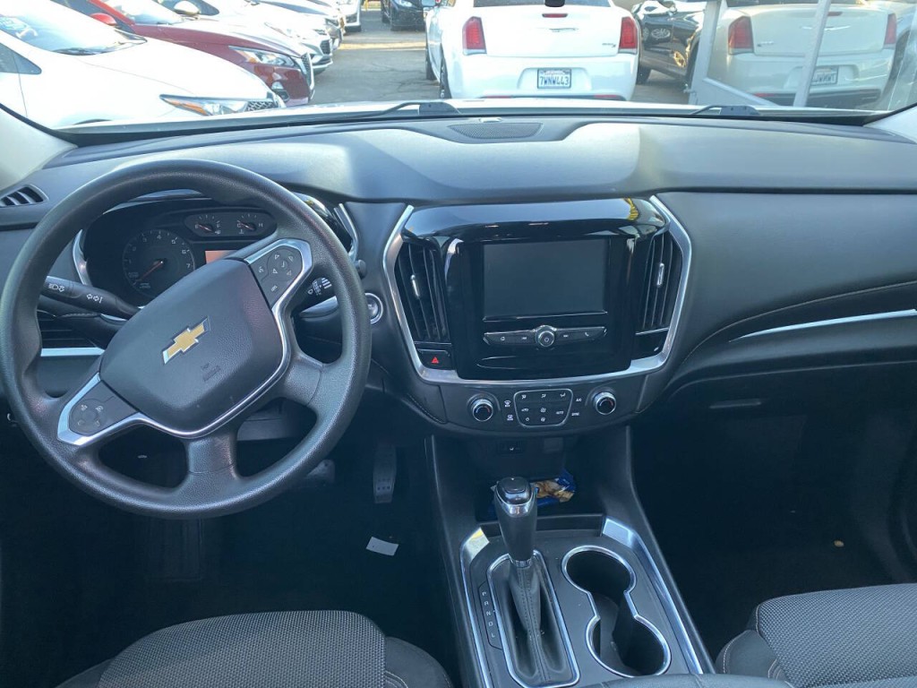 2019 Chevrolet Traverse Image 3