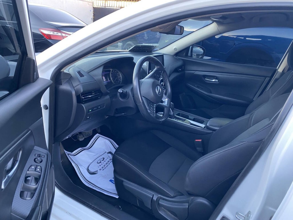 2020 Nissan Sentra Image 6