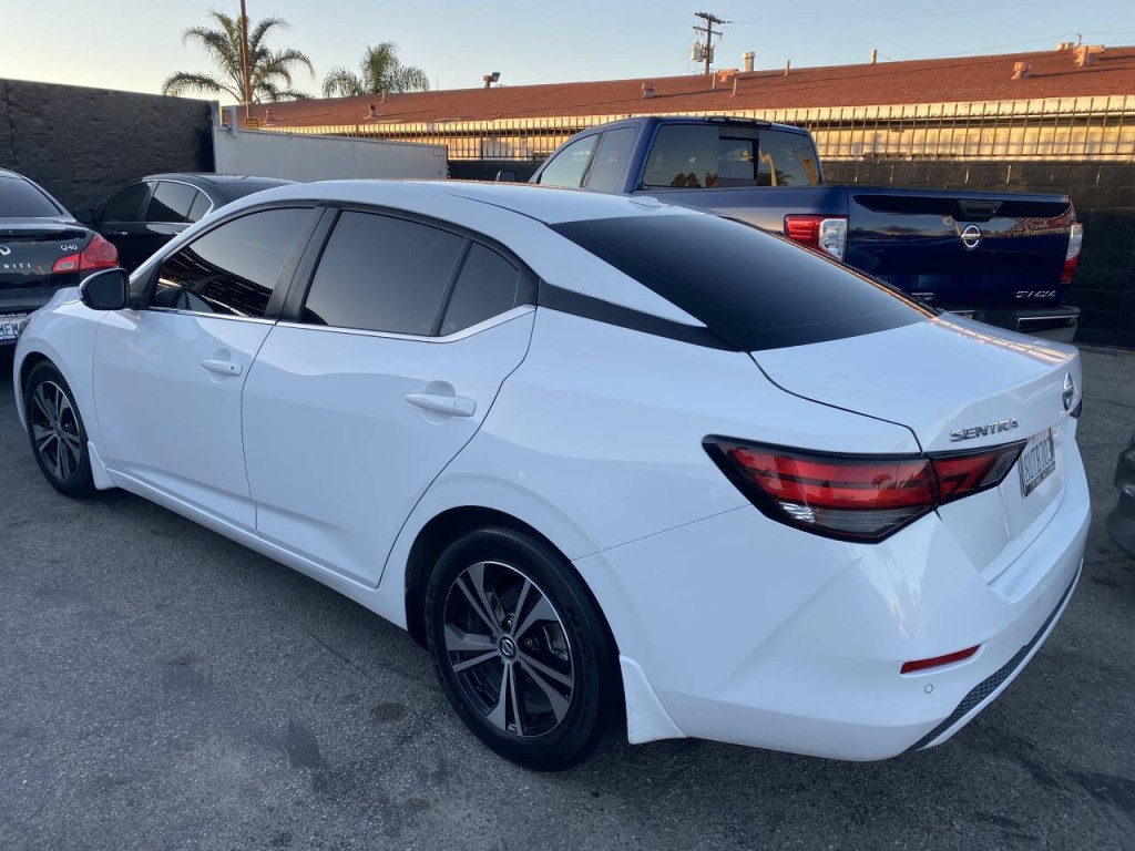 2020 Nissan Sentra Image 8