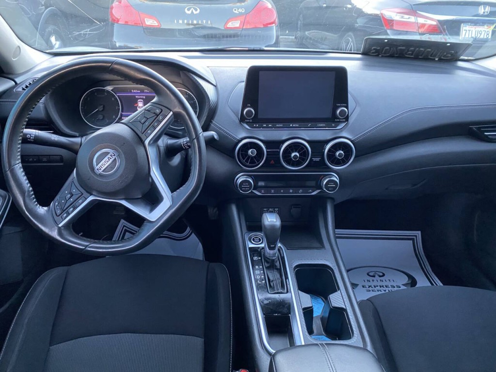 2020 Nissan Sentra Image 3