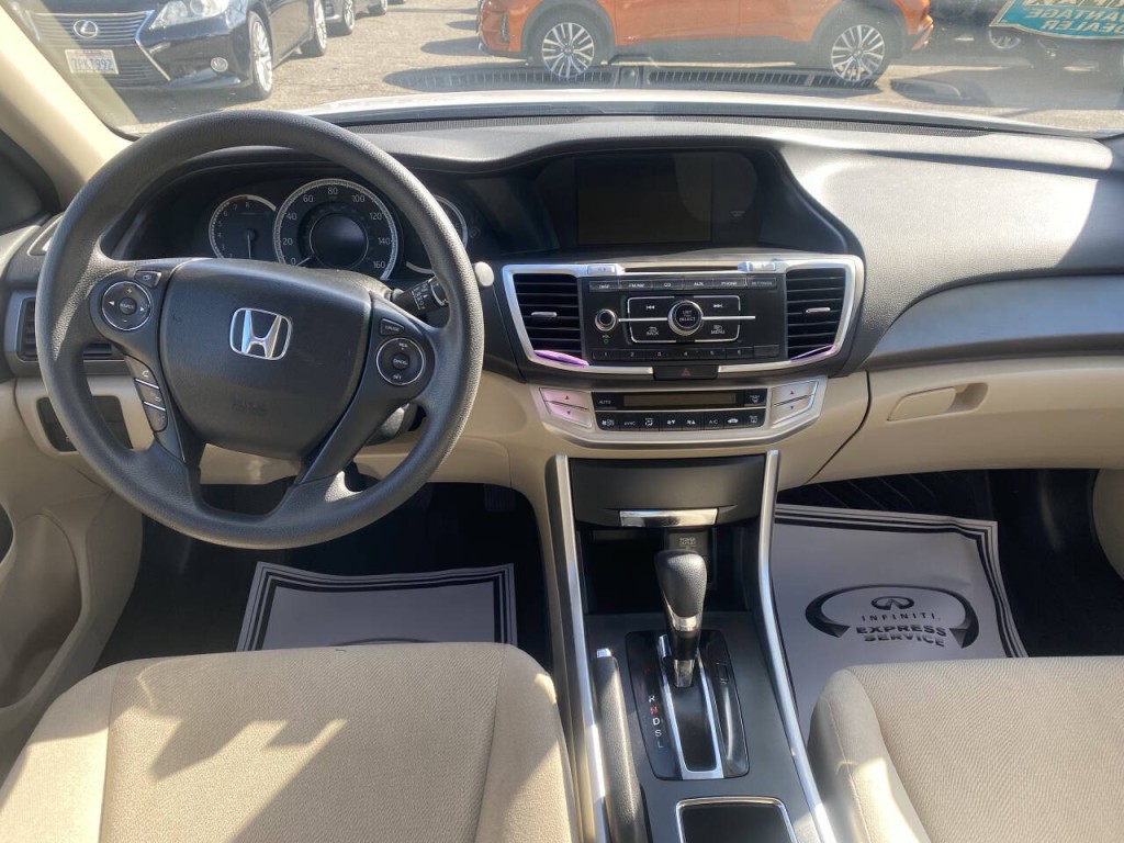 2013 Honda Accord Image 3