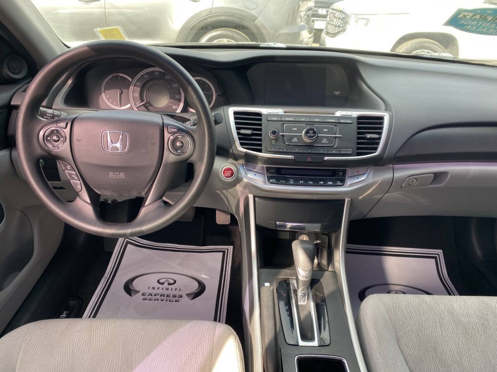 2015 Honda Accord Image 4