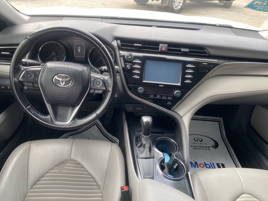2020 Toyota Camry Image 6