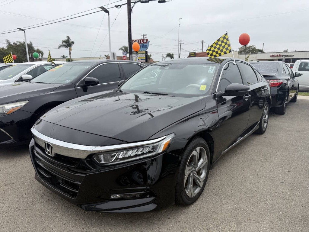2018 Honda Accord Image 1