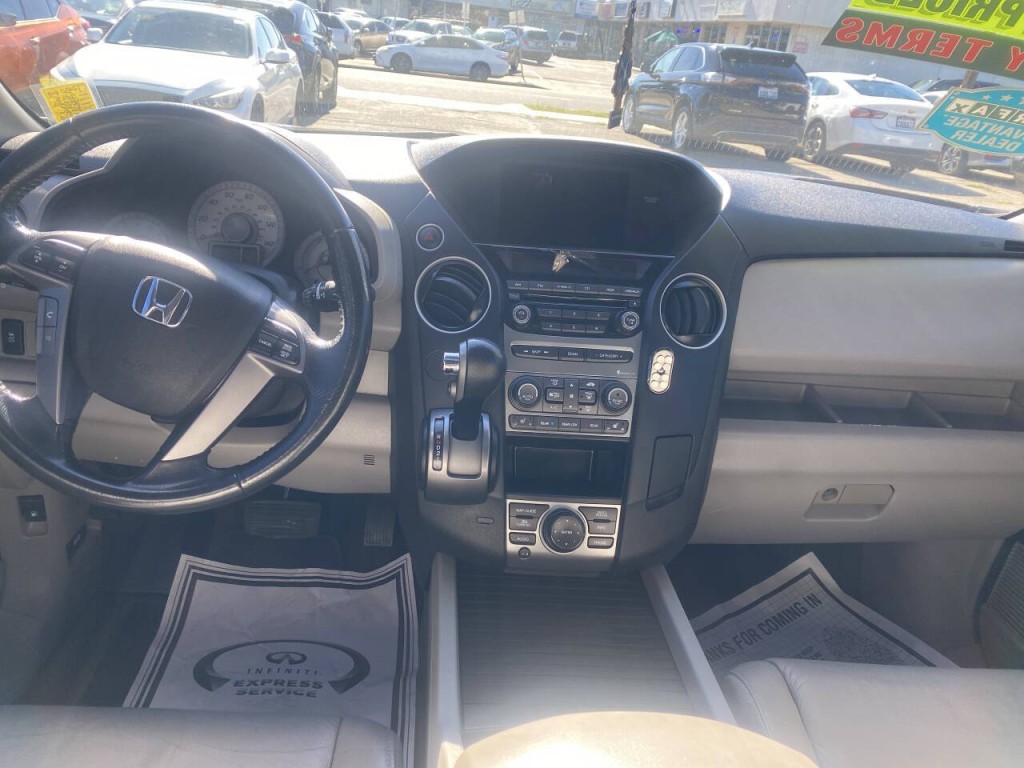 2015 Honda Pilot Image 1