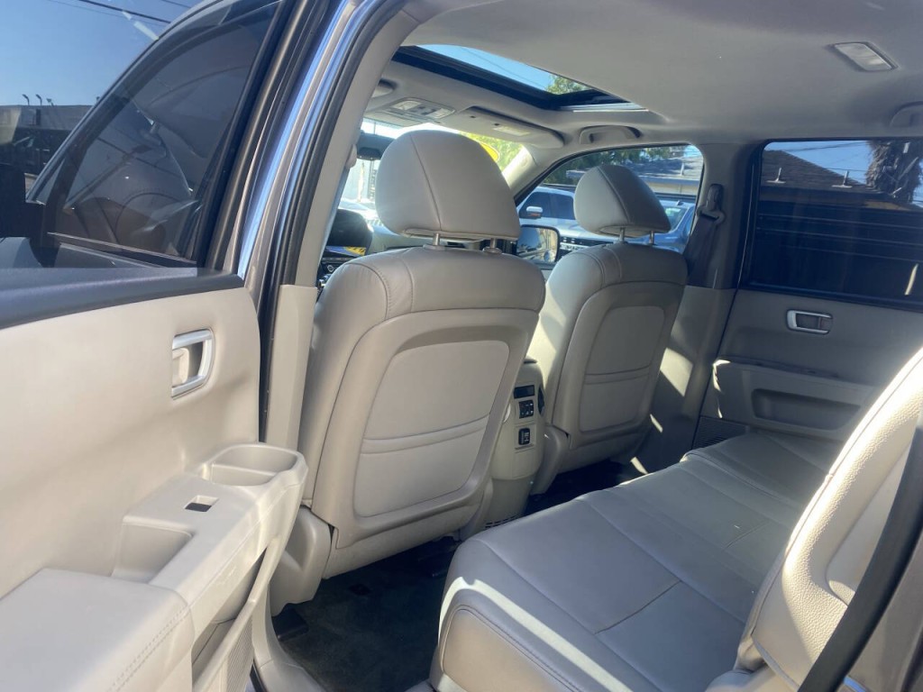 2015 Honda Pilot Image 4