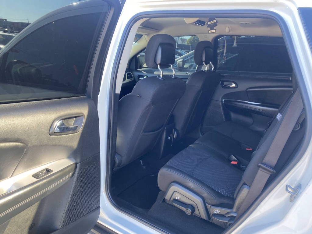 2017 Dodge Journey Image 3