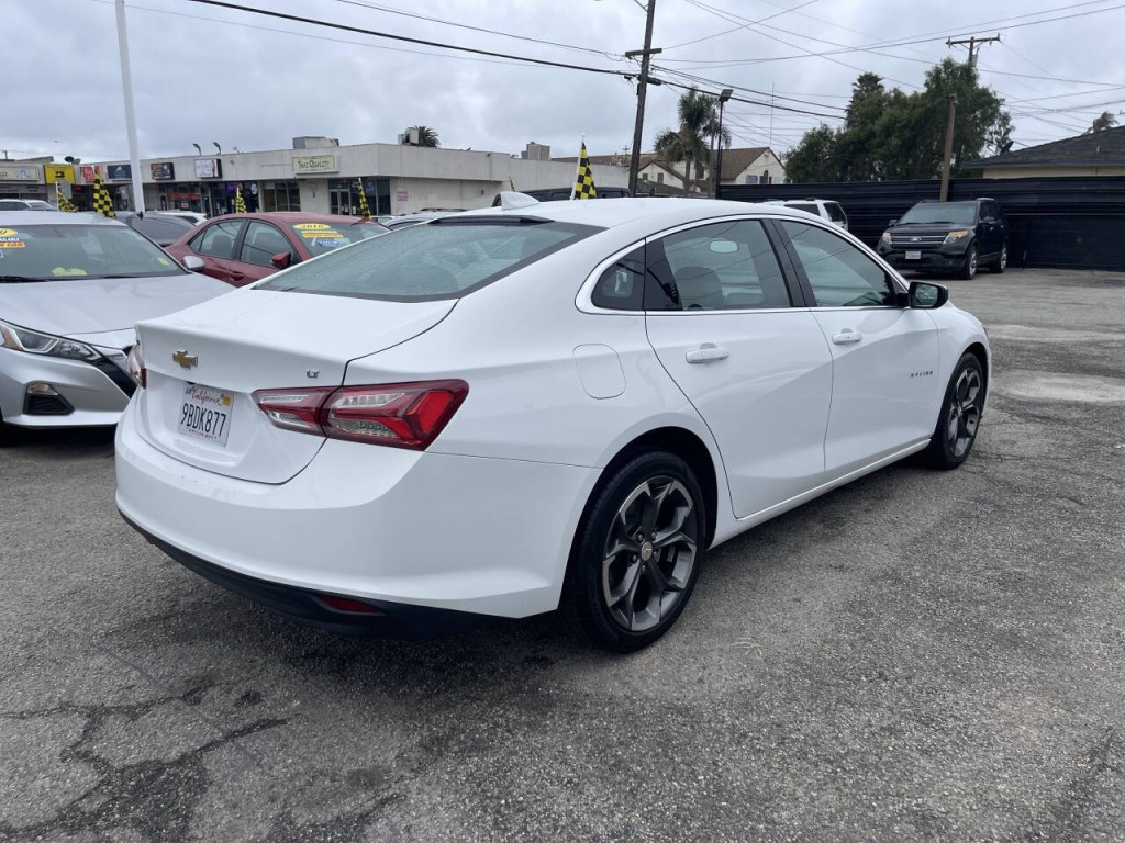 2022 Chevrolet Malibu Image 8