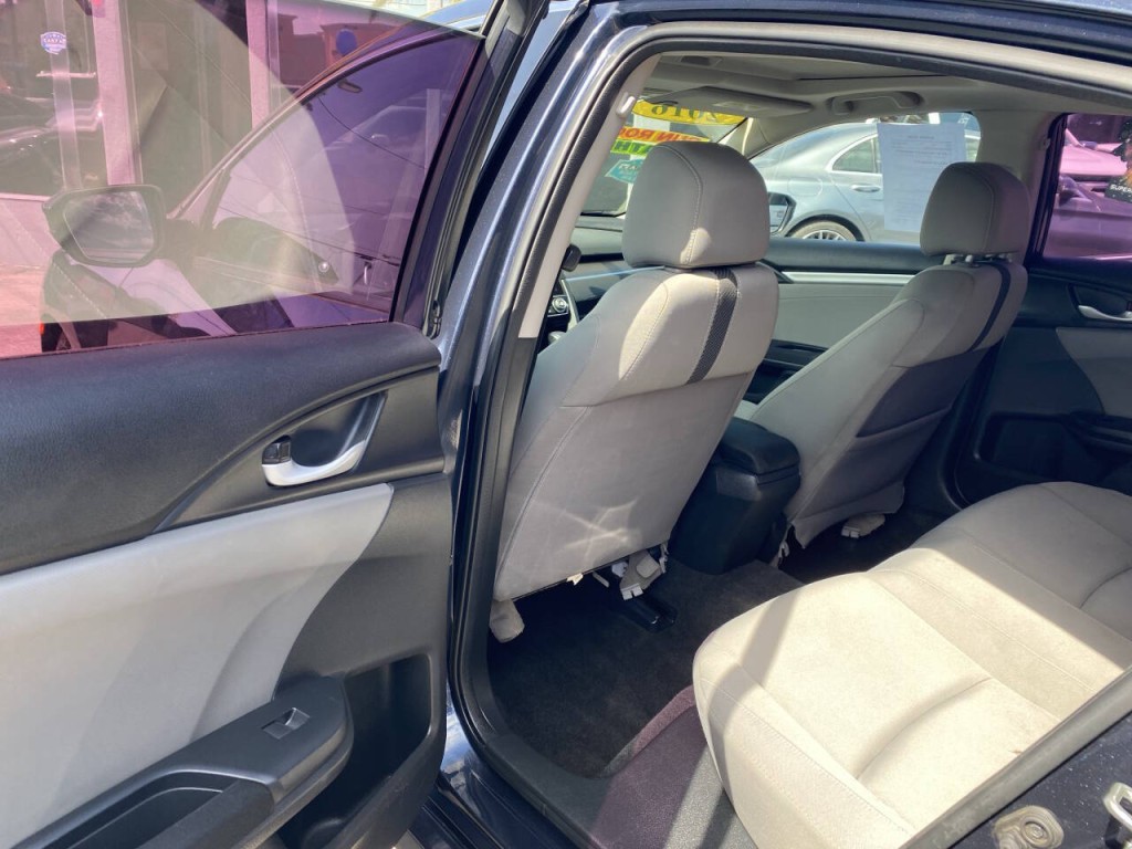 2016 Honda Civic Image 4