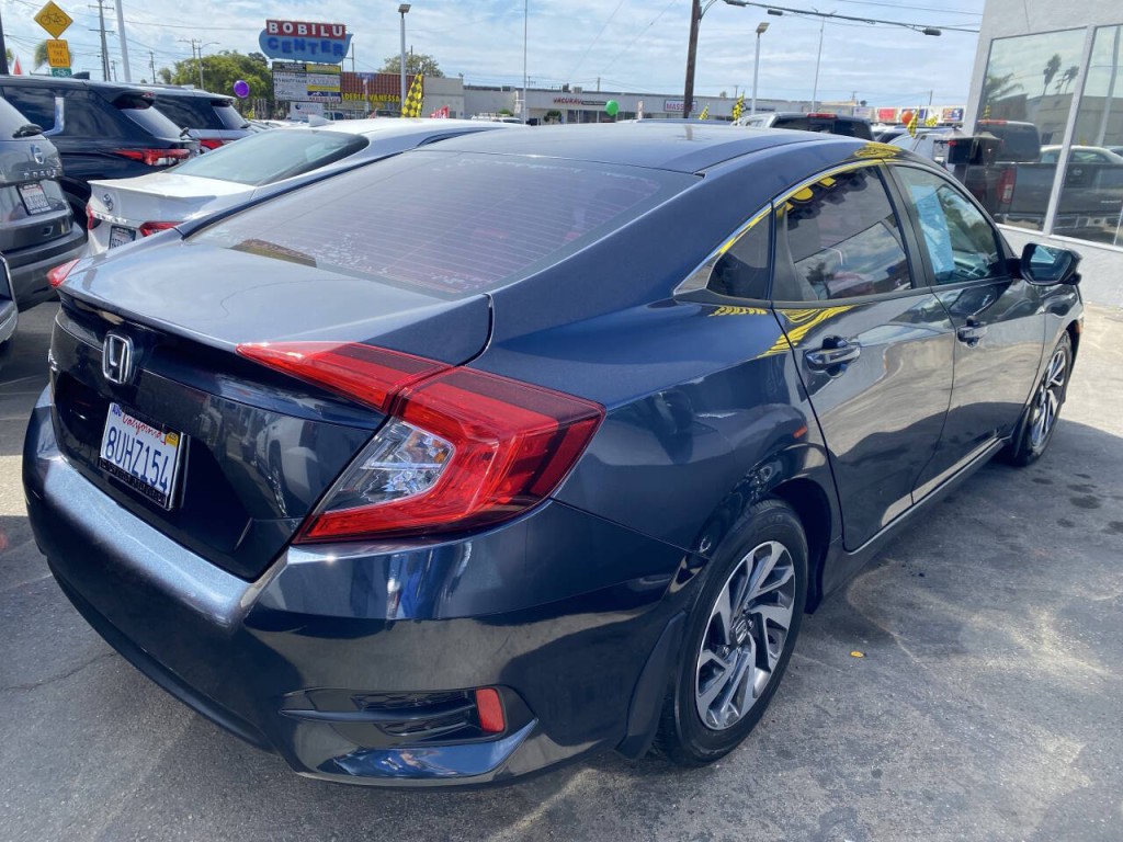 2016 Honda Civic Image 6