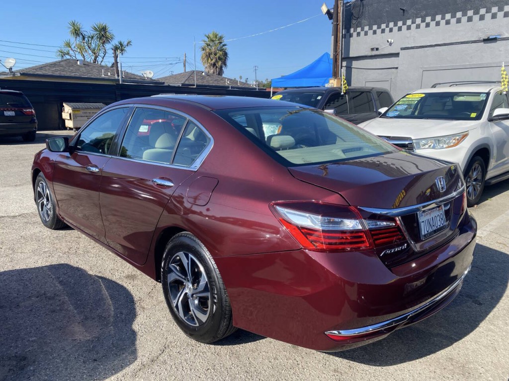 2016 Honda Accord Image 5