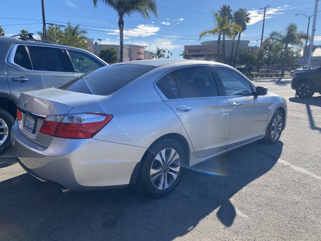 2013 Honda Accord Image 5