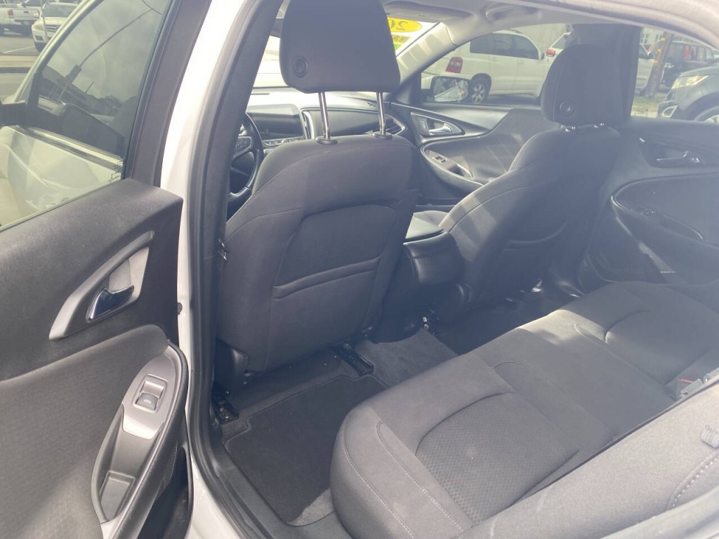 2020 Chevrolet Malibu Image 5