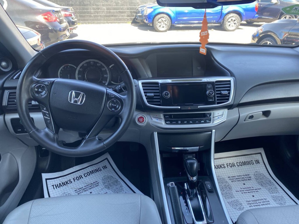 2013 Honda Accord Image 3