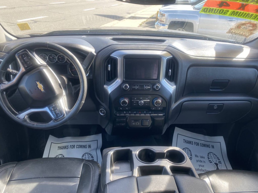 2019 Chevrolet Silverado 1500 Image 2