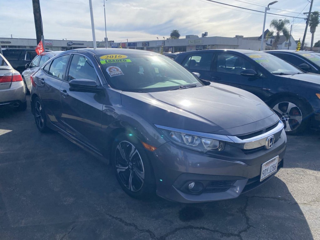 2016 Honda Civic Image 2