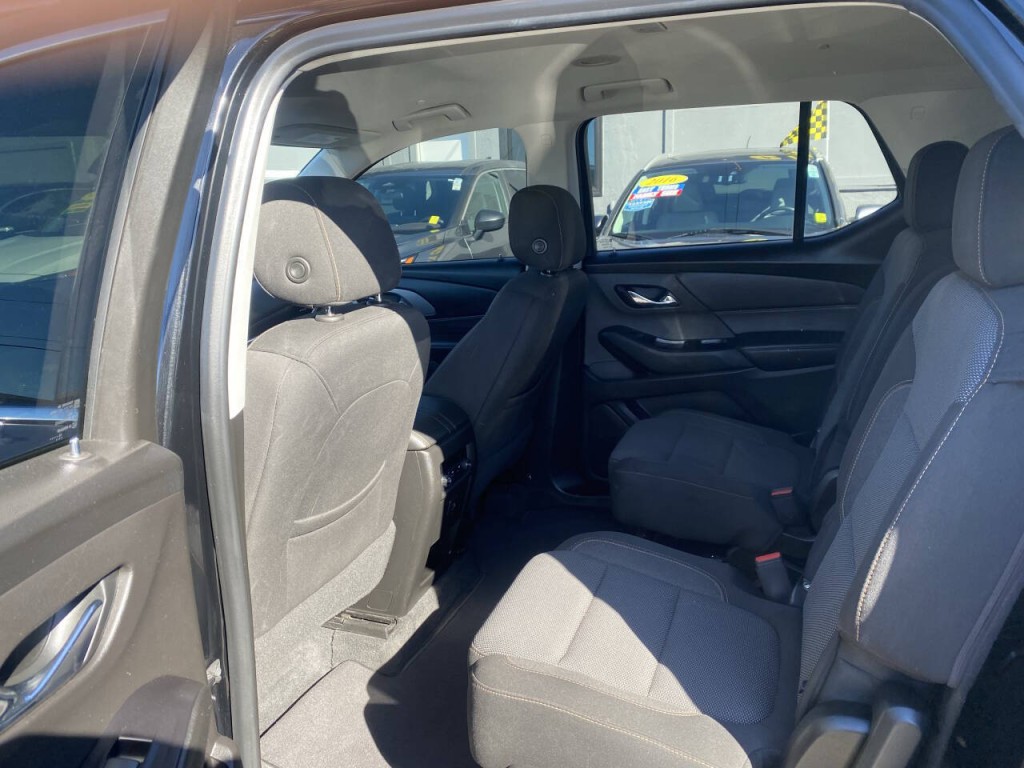 2019 Chevrolet Traverse Image 3
