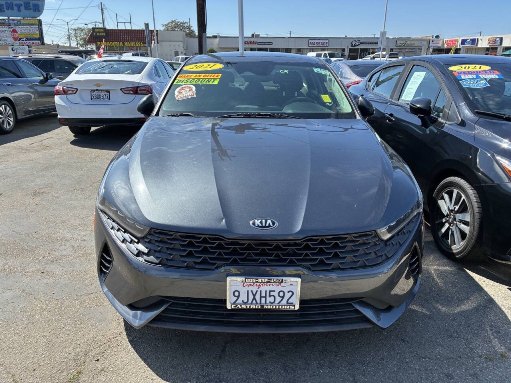 2021 Kia K5 Image 1