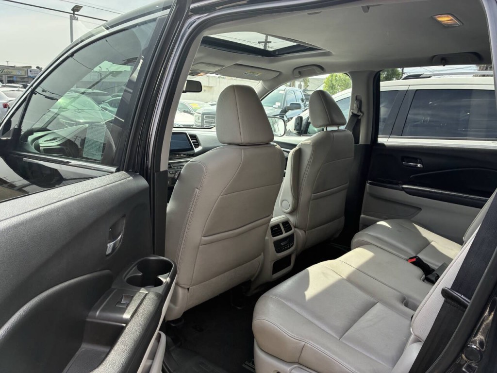2016 Honda Pilot Image 3