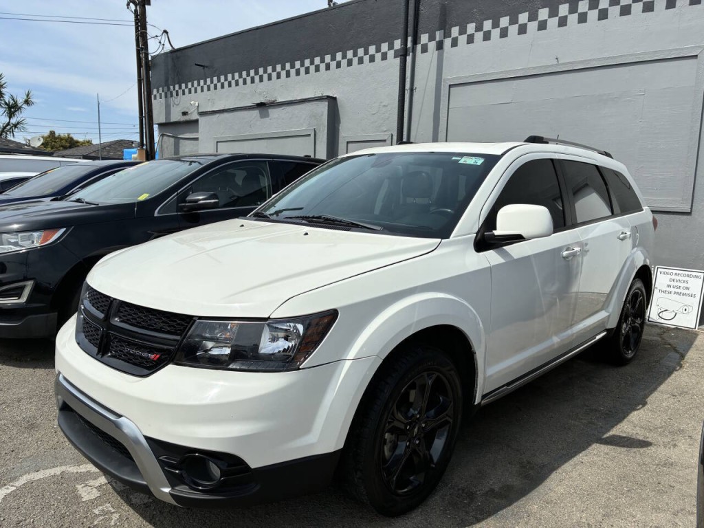 2020 Dodge Journey Image 1