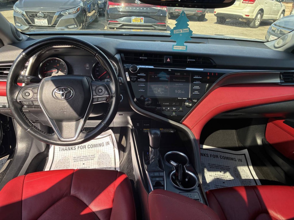 2019 Toyota Camry Image 3