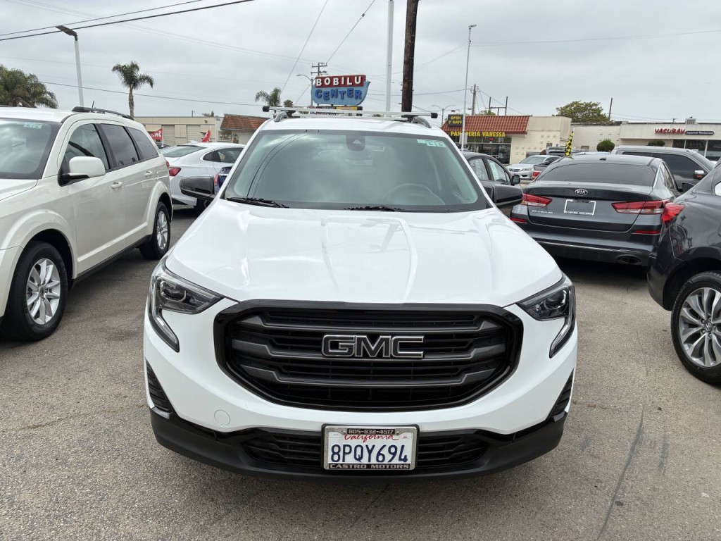 2020 GMC Terrain Image 3